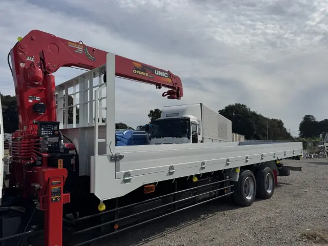 三菱 ファイター 2DG-FQ62F(6x4)の写真7