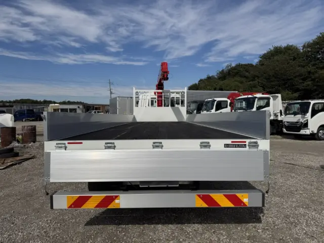 三菱 ファイター 2DG-FQ62F(6x4)の写真9