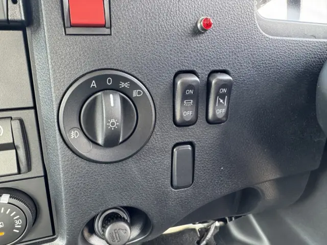 三菱 ファイター 2DG-FQ62F(6x4)の写真33