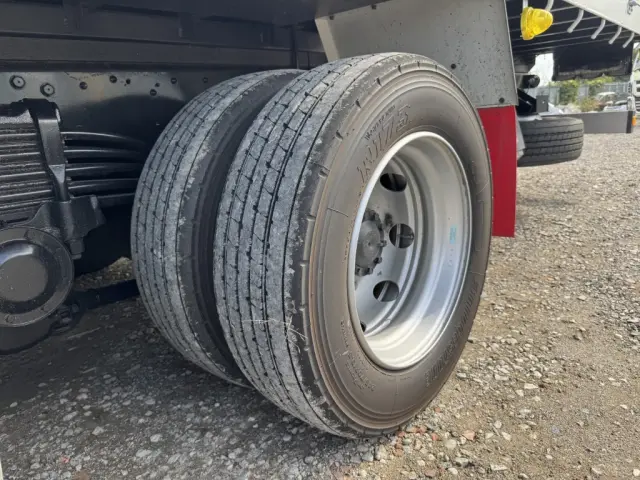 三菱 ファイター 2DG-FQ62F(6x4)の写真47