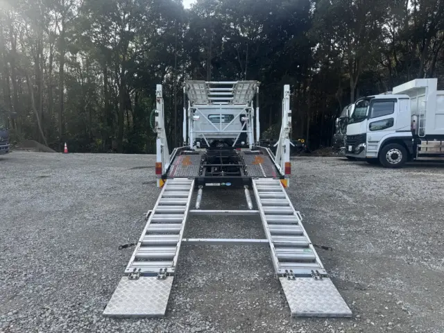 三菱 キャンター TKG-FEB90(2WD)の写真9