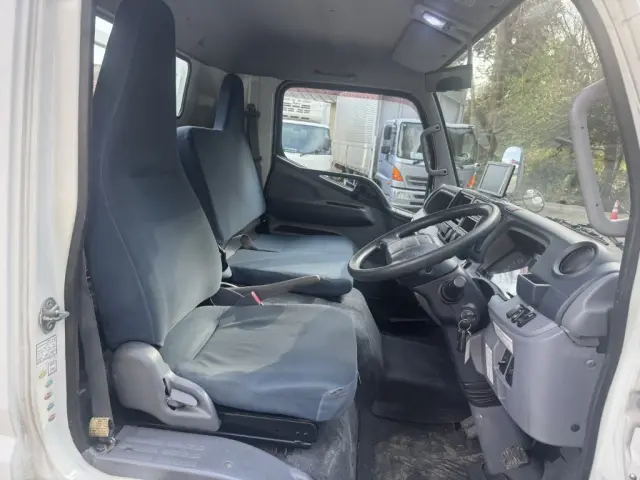 三菱 キャンター TKG-FEB90(2WD)の写真30