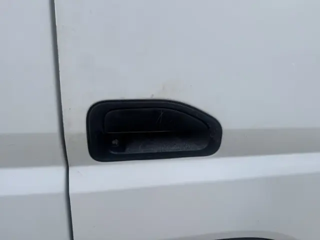 三菱 キャンター TKG-FEB90(2WD)の写真45