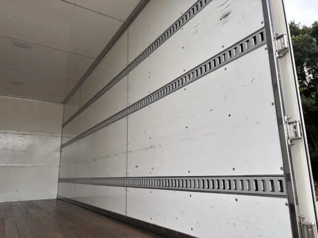 日野 レンジャー 2KG-FD2ABG(2WD)の写真10