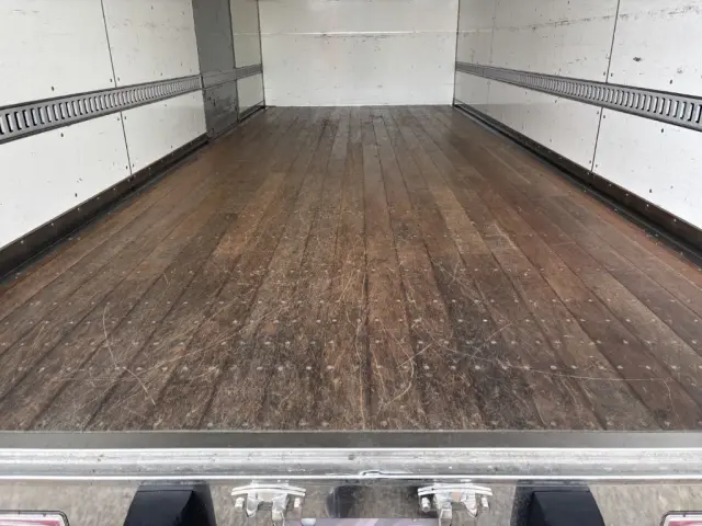 日野 レンジャー 2KG-FD2ABG(2WD)の写真11