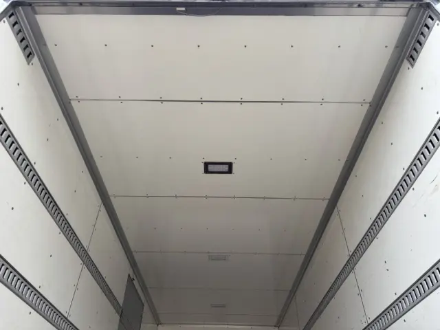 日野 レンジャー 2KG-FD2ABG(2WD)の写真12