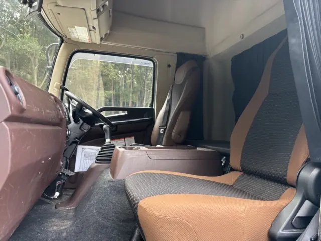 日野 レンジャー 2KG-FD2ABG(2WD)の写真32