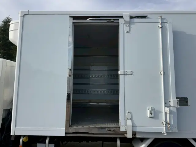 トヨタ トヨエース TKG-XZU710(2WD)の写真8