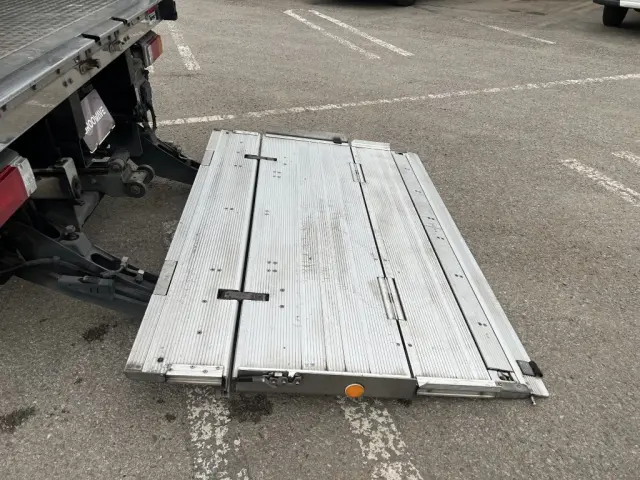 トヨタ トヨエース TKG-XZU710(2WD)の写真12