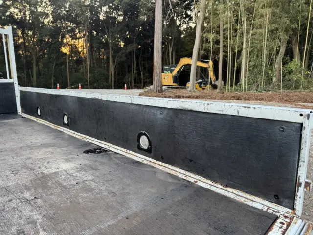 日野 デュトロ TKG-XZU650M(2WD)の写真11