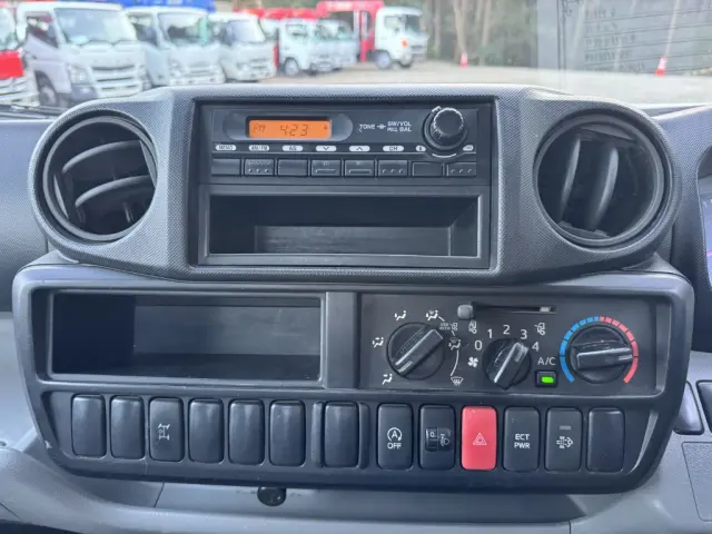 日野 デュトロ TKG-XZU650M(2WD)の写真29