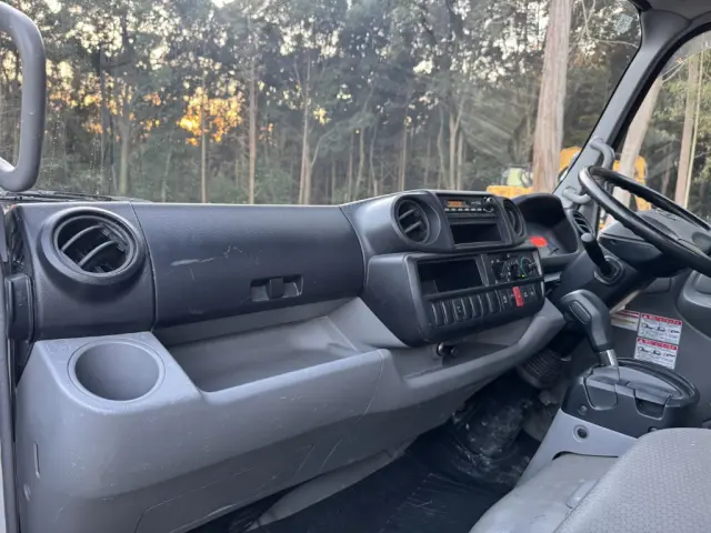 日野 デュトロ TKG-XZU650M(2WD)の写真32