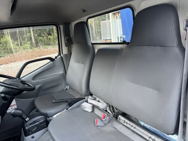 日野 デュトロ TKG-XZU650M(2WD)の写真33