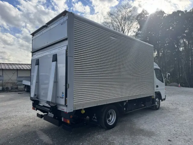 三菱 キャンター 2PG-FEB50(2WD)の写真3