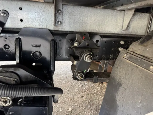 三菱 キャンター 2PG-FEB50(2WD)の写真18