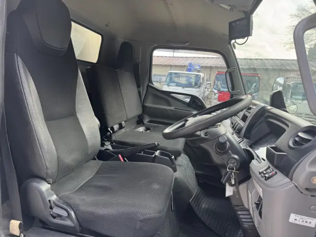 三菱 キャンター 2PG-FEB50(2WD)の写真22