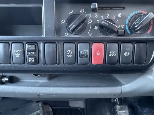 日野 デュトロ TKG-XZU600E(2WD)の写真33