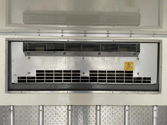いすゞ エルフ 2RG-NPR88YN(2WD)の写真18