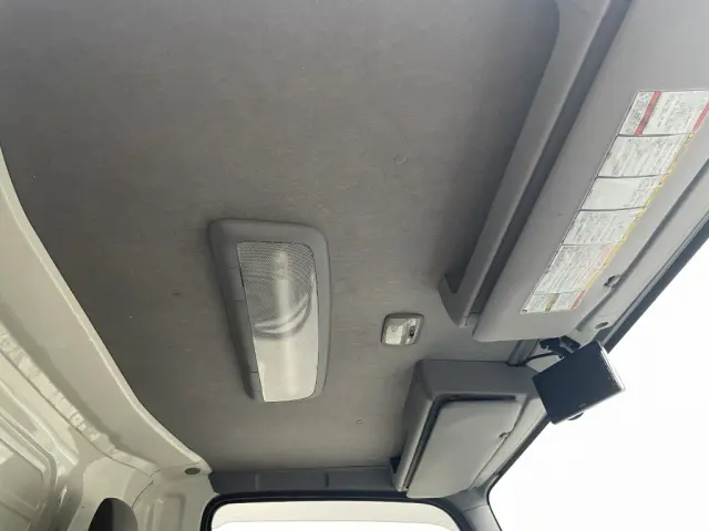 いすゞ エルフ 2RG-NPR88YN(2WD)の写真41
