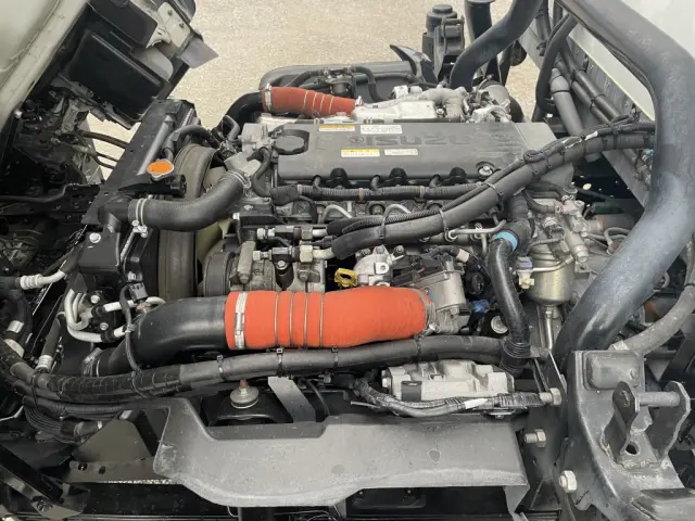 いすゞ エルフ 2RG-NPR88YN(2WD)の写真42