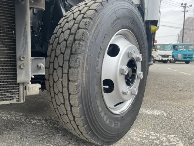 いすゞ エルフ 2RG-NPR88YN(2WD)の写真47