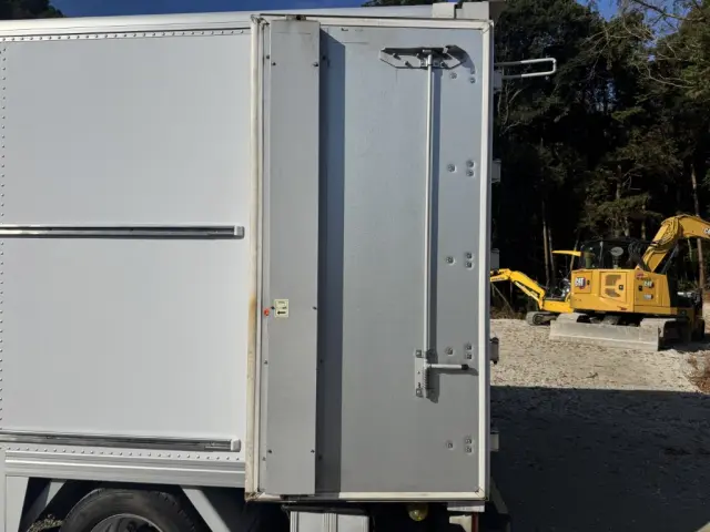 日野 デュトロ TPG-XZC605M(2WD)の写真17