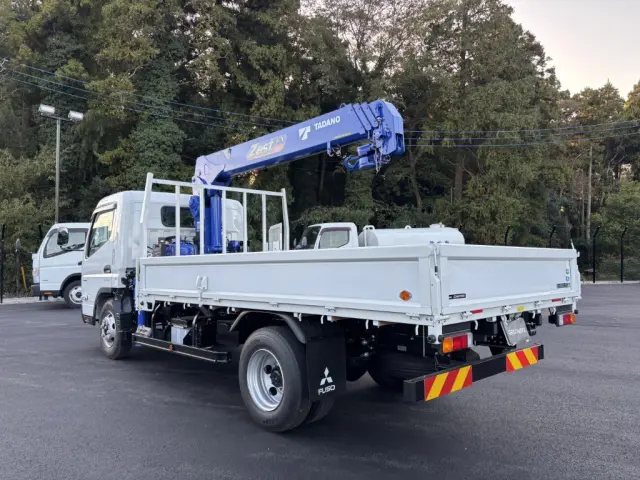 三菱 キャンター 2PG-FEB80(2WD)の写真4