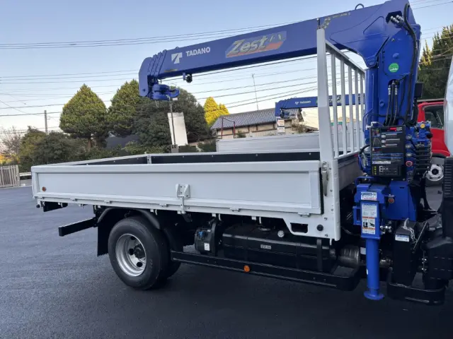 三菱 キャンター 2PG-FEB80(2WD)の写真6