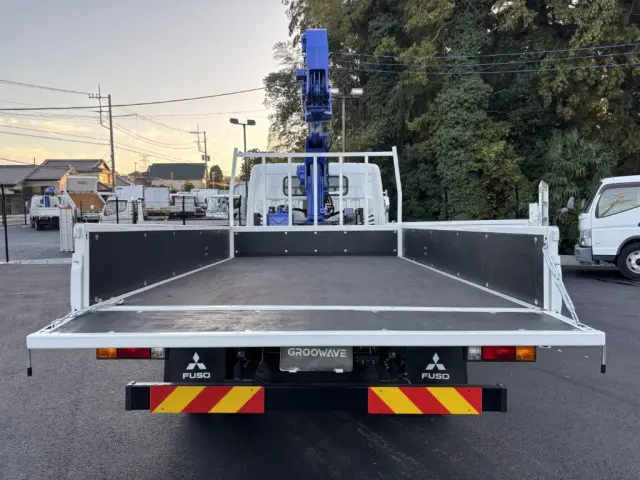 三菱 キャンター 2PG-FEB80(2WD)の写真9