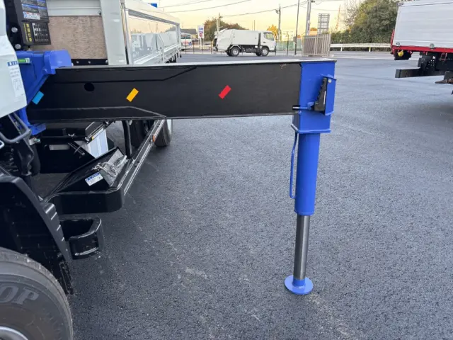 三菱 キャンター 2PG-FEB80(2WD)の写真19