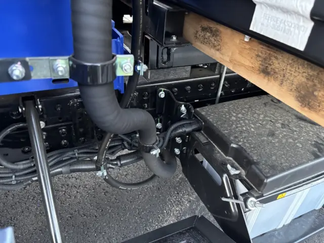 三菱 キャンター 2PG-FEB80(2WD)の写真23