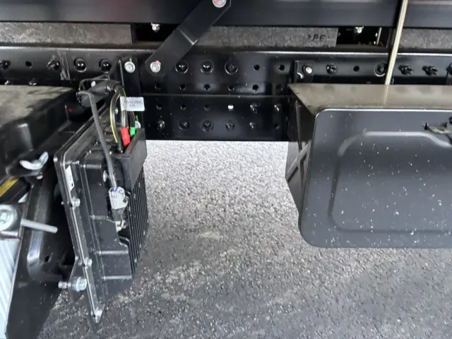 三菱 キャンター 2PG-FEB80(2WD)の写真24