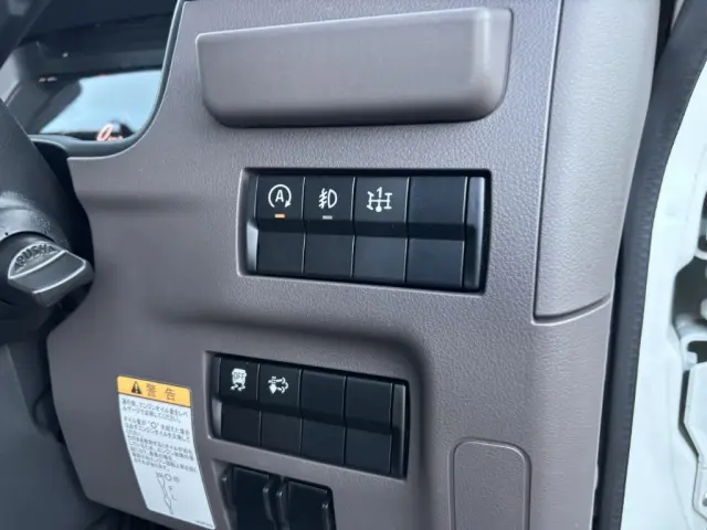 三菱 キャンター 2PG-FEB80(2WD)の写真35