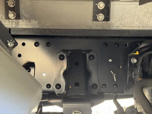 いすゞ エルフ 2RG-NPR88AN(2WD)の写真19