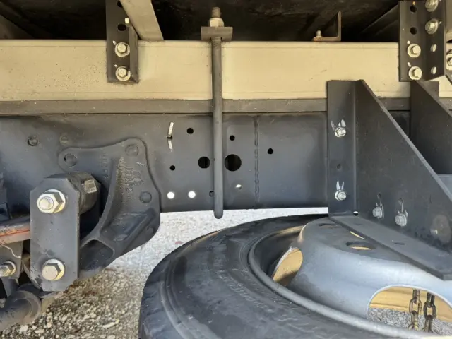 いすゞ エルフ 2RG-NPR88AN(2WD)の写真21