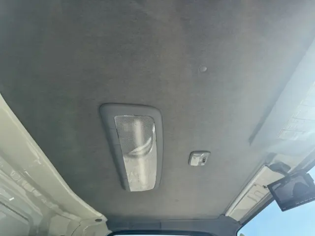 いすゞ エルフ 2RG-NPR88AN(2WD)の写真33