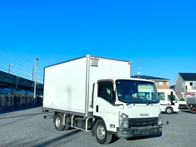 いすゞ エルフ 2RG-NPR88YN(2WD)の写真2