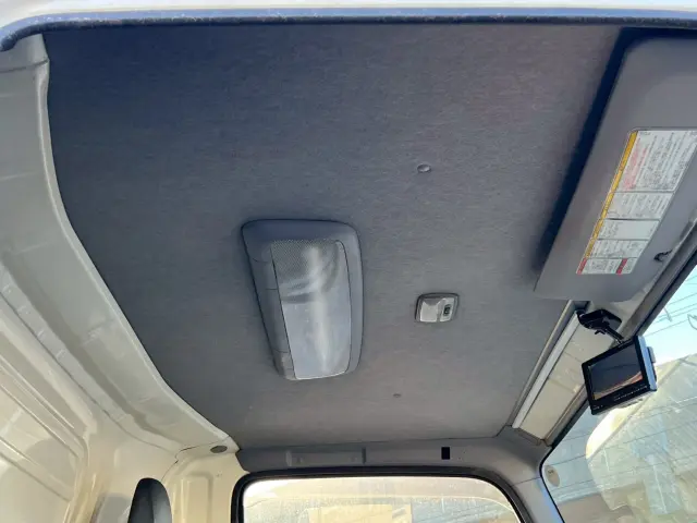 いすゞ エルフ 2RG-NPR88YN(2WD)の写真38