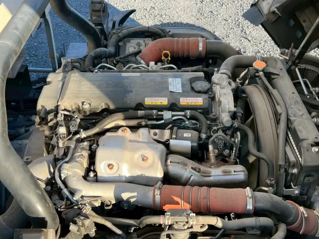 いすゞ エルフ 2RG-NPR88YN(2WD)の写真39