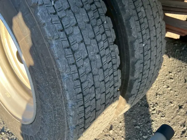 いすゞ エルフ 2RG-NPR88YN(2WD)の写真45