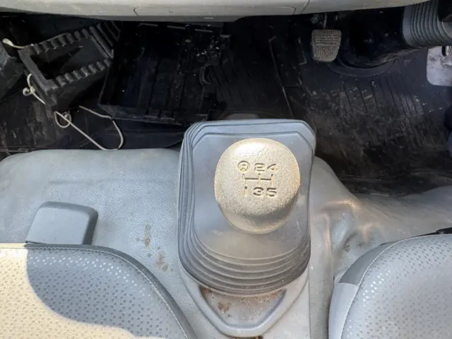 日野 デュトロ TKG-XZU650M(2WD)の写真28