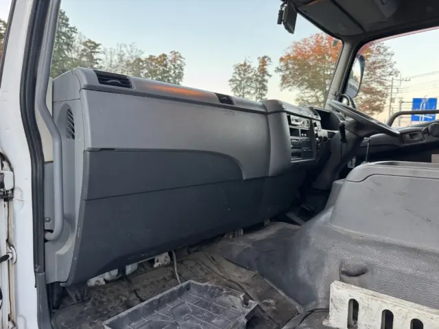 三菱 ファイター QDG-FQ62F(6x4)の写真37