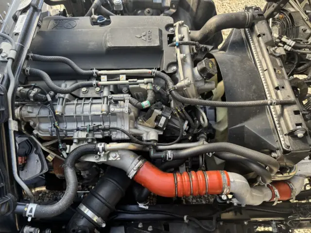 三菱 キャンター 2PG-FEB50(2WD)の写真37