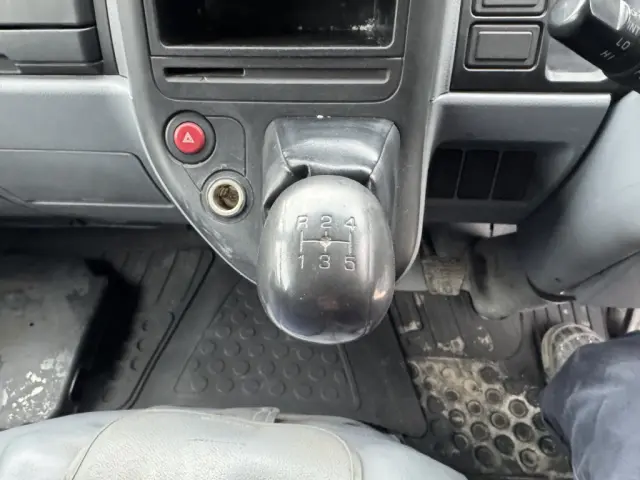 三菱 キャンター BKG-FE71BD(2WD)の写真26