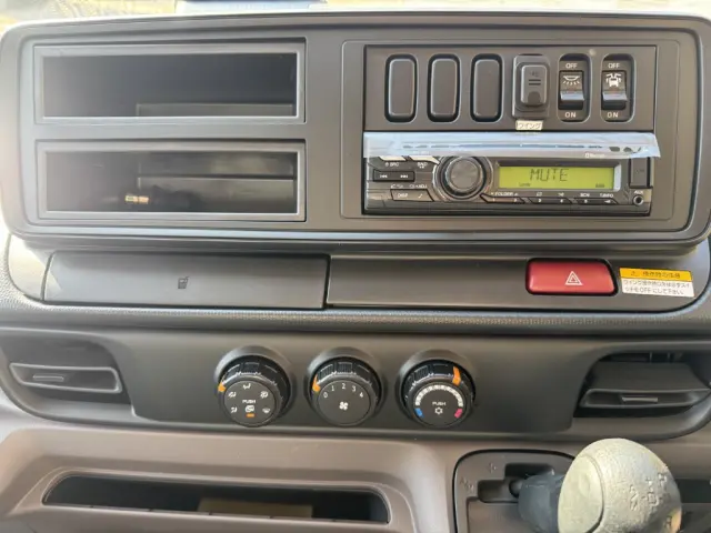 三菱 キャンター 2RG-FEB50(2WD)の写真30