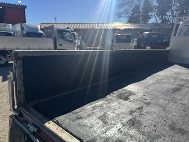 三菱 キャンター TPG-FEA50(2WD)の写真10