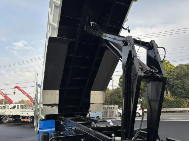 三菱 スーパーグレート 2PG-FV80VZ(6x4)の写真15