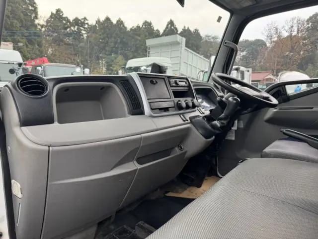 日産 アトラス 2RG-FBA6W(2WD)の写真31