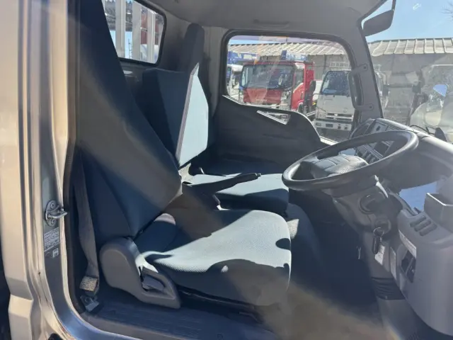 三菱 キャンター TKG-FEA50(2WD)の写真21