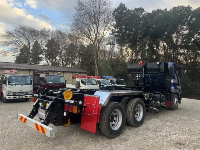 三菱 スーパーグレート QPG-FV60VY(6x4)の写真3